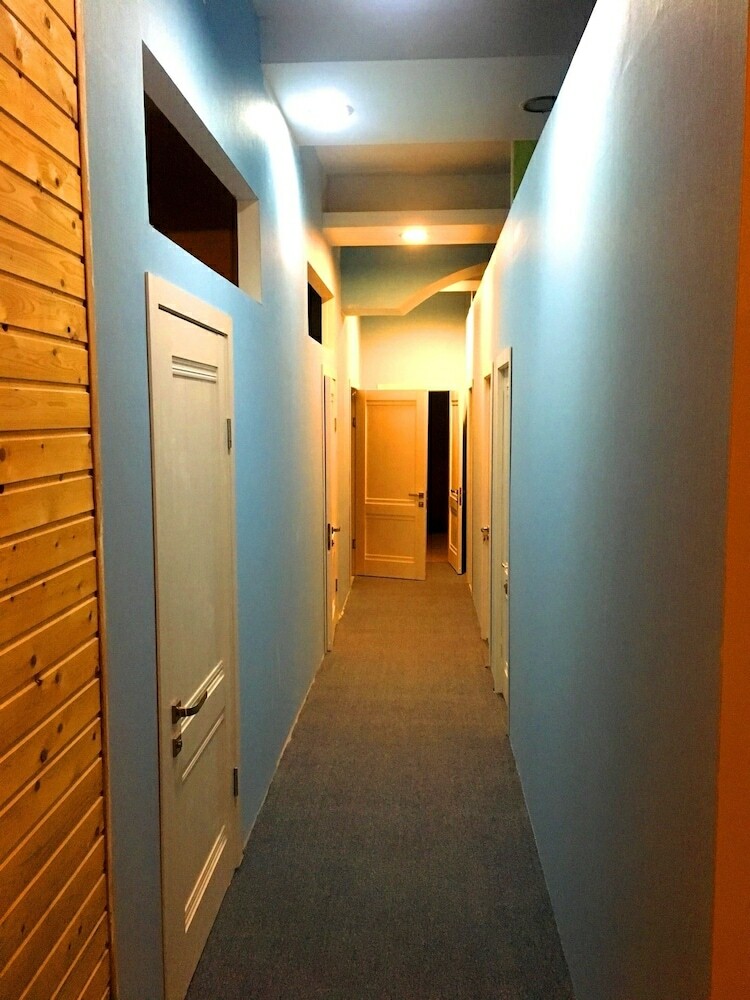 Hostal Apelsin Hostel Almaty