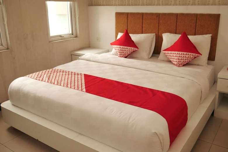 Hostal Oyo 283 Helvetia Residence