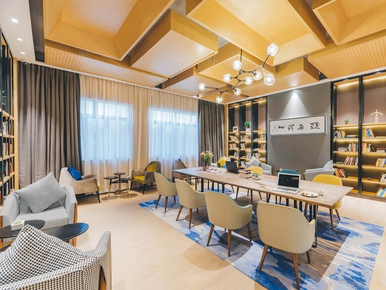 Atour Hotel Lukou Airport Nanjing