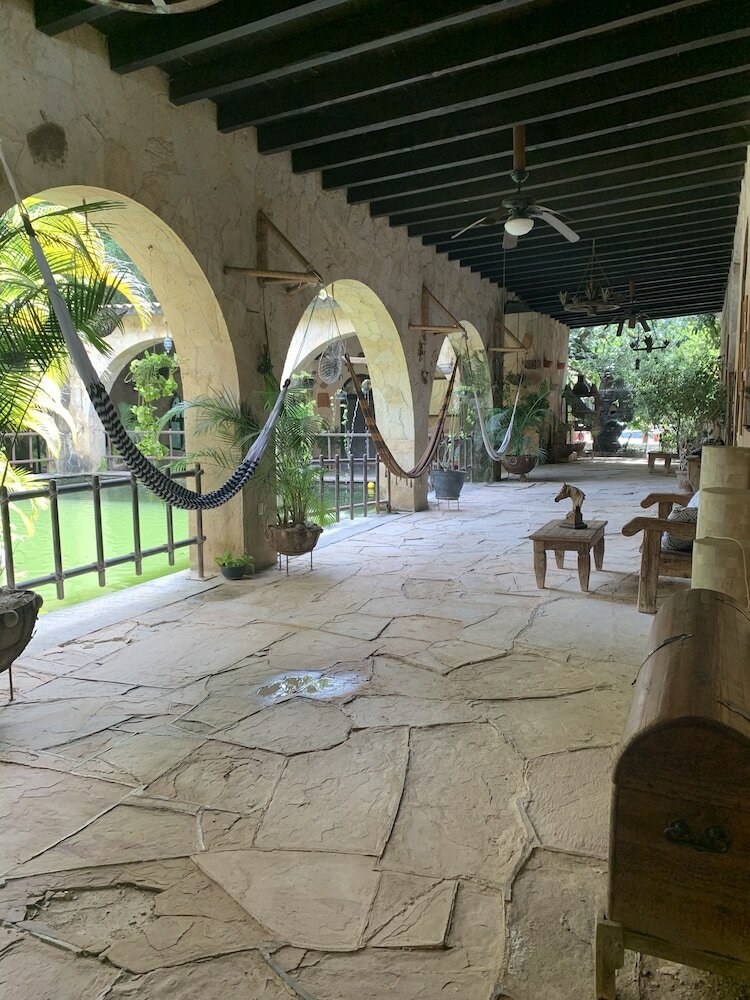Hotel Rancho Agua Salada