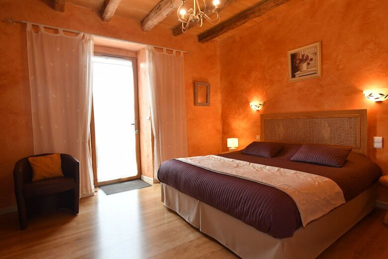 Bed & Breakfast Mas de La Pommeraie