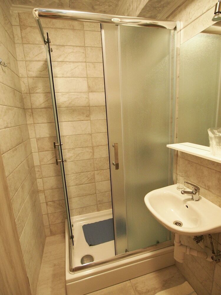 Hotel Apartments And Rooms Pavek