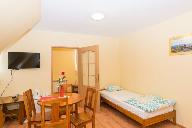 Hotel Gosciniec Pieciu Stawow