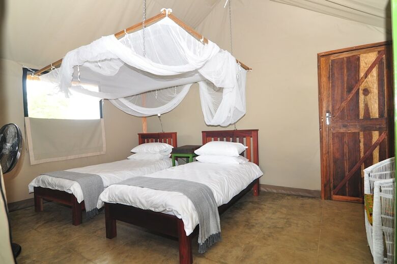 Posada Rafiki Safari Camp