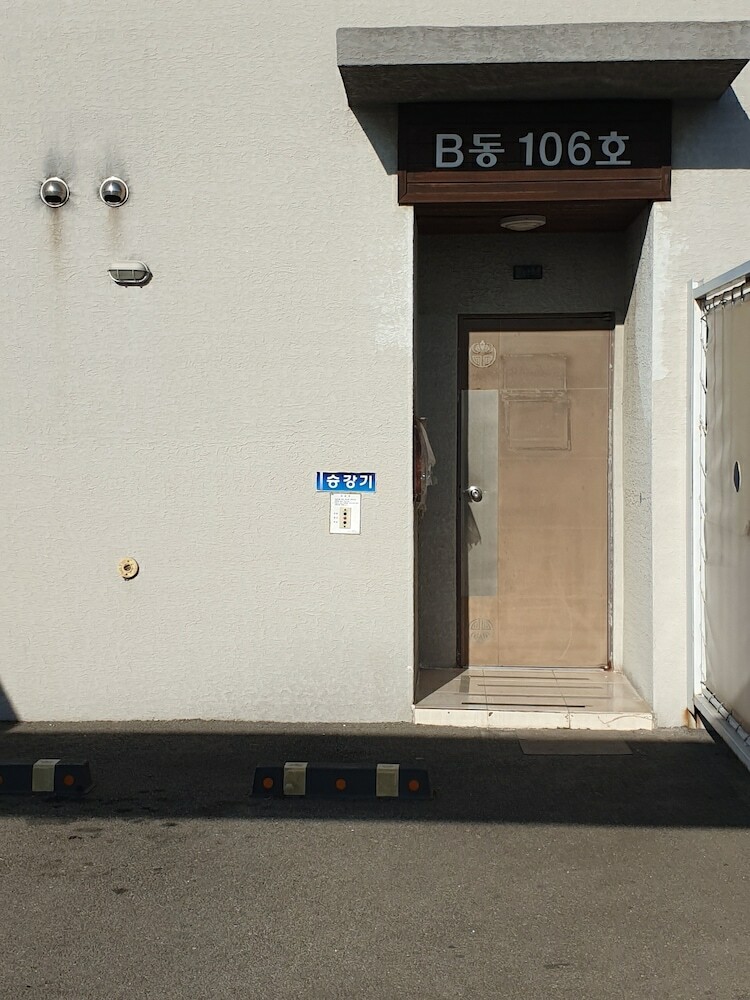 Hotel Khan Motel