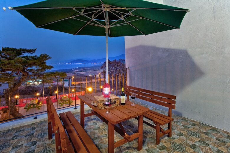 Naerimong Beach Pension