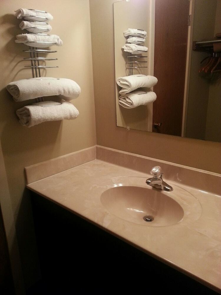 Hotel French Creek Inn