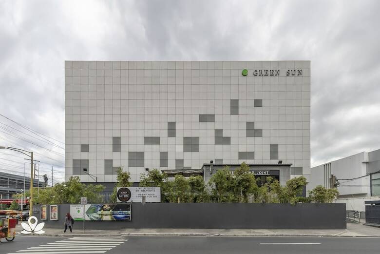 Hotel Zen Premium Magallanes Makati