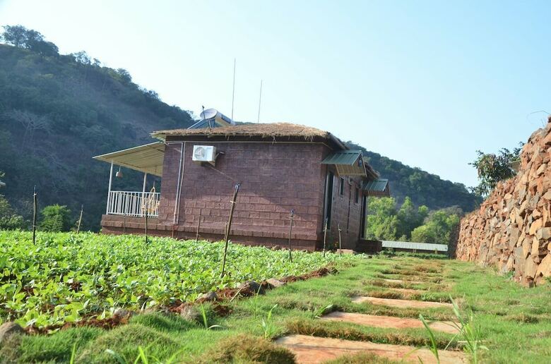 Hotel Jungle Valley Agriculture Resort