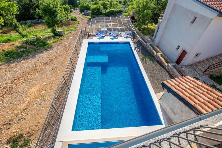 Villa Holiday House Lucija