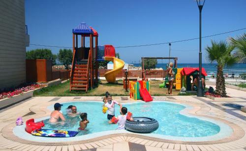 Hotel Porto Platanias Beach Resort And Spa