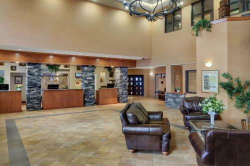 Hotel Pomeroy Inn And Suites