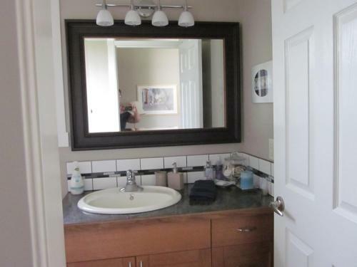 Suite As It Gets Vacation Rental/b&b