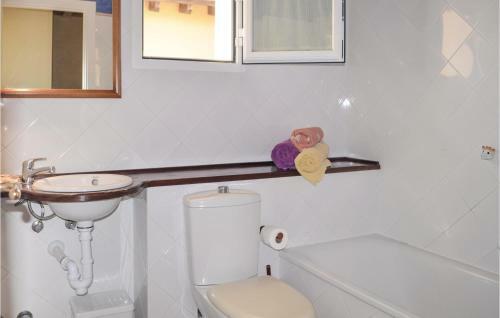 Three-bedroom Holiday Home In Tossa de Mar