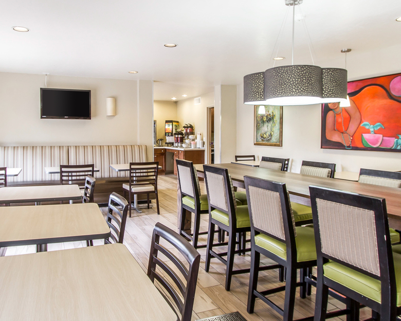 Hotel Comfort Suites At Tucson Mall