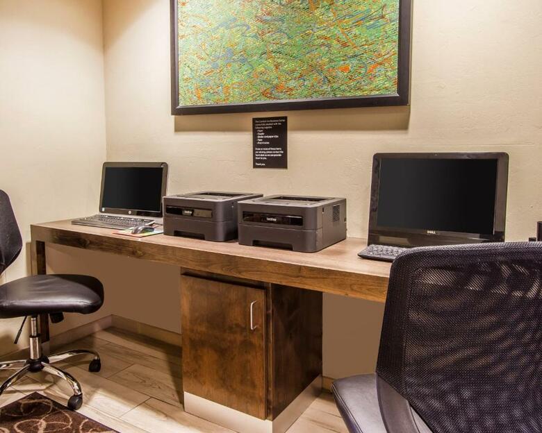 Hotel Comfort Suites At Tucson Mall