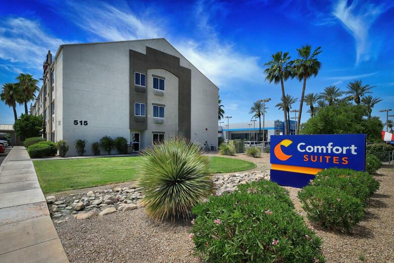 Hotel Comfort Suites At Tucson Mall