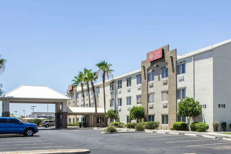 Hotel Comfort Suites At Tucson Mall