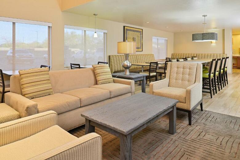 Hotel Comfort Suites At Tucson Mall