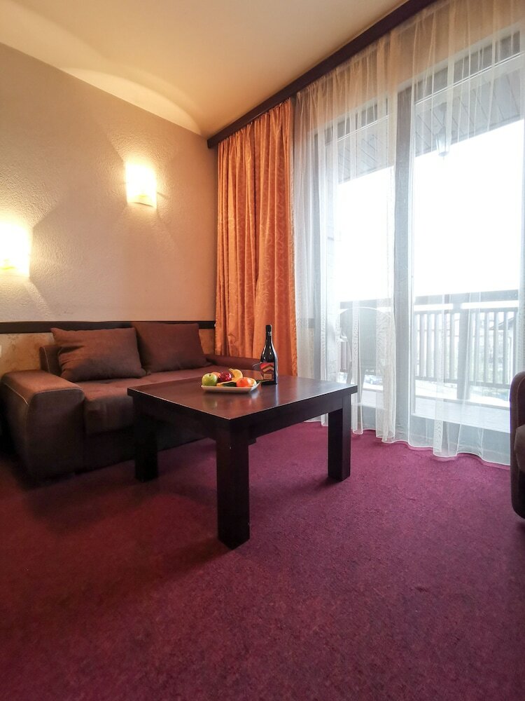 Trinity Bansko Spa Hotel