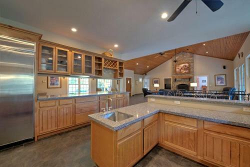 Lake Serenity Home