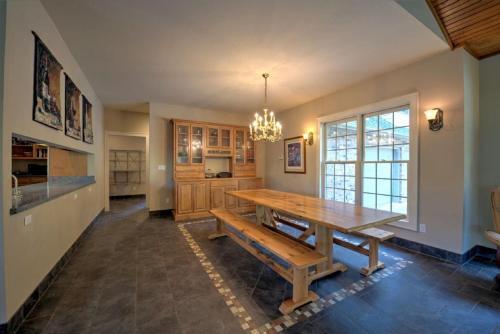 Lake Serenity Home