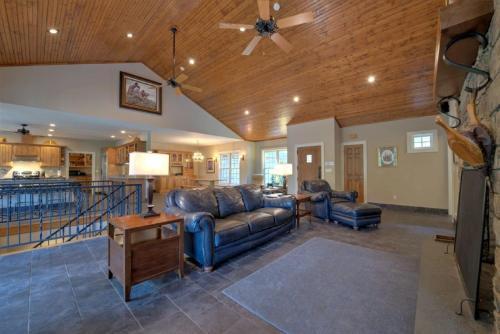 Lake Serenity Home