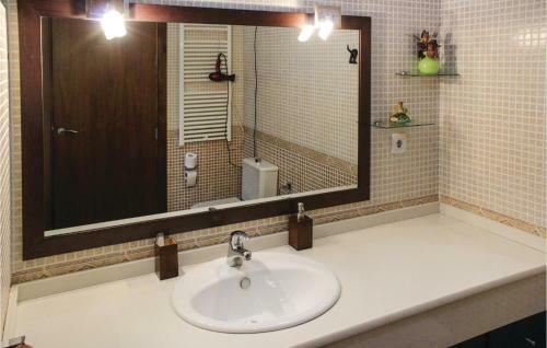 Three-bedroom Holiday Home In Lorqui