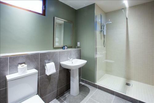 Cameron House Four Bedroom Detached Lodge L84