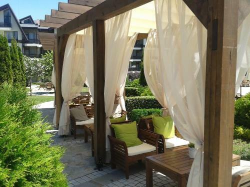 Aparthotel Aspen Golf, Ski And Spa Resort
