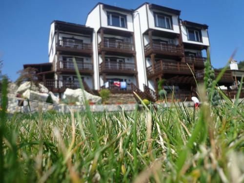 Aparthotel Seasons