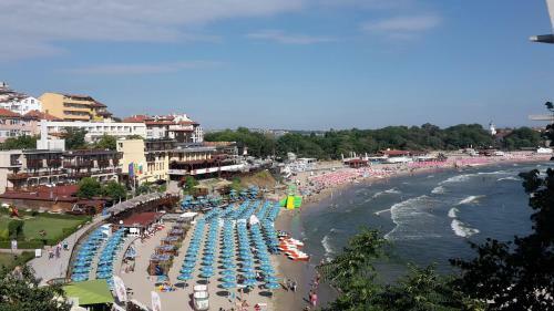 Hostal Guest House Mistral