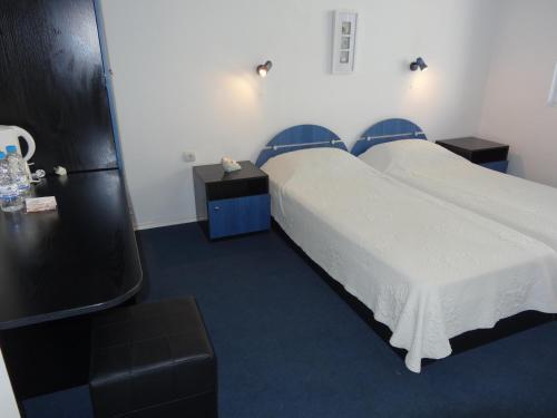 Kavaler Hotel