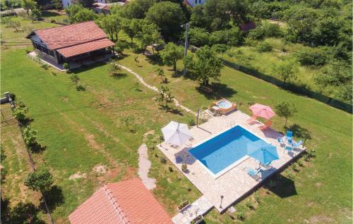 Holiday Home Siritovci 04