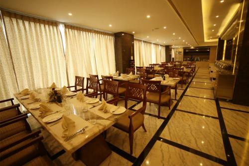 The Grand Mountain Hotel Matale