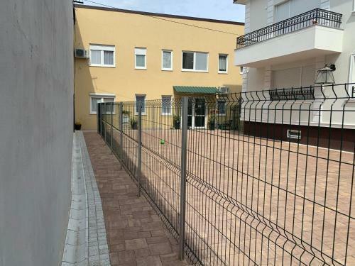 A6 Apartment