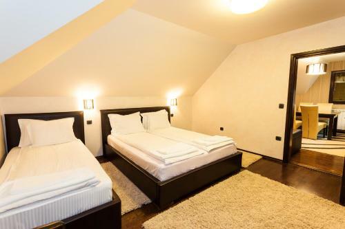 Hostal Guest House Vila Bajka