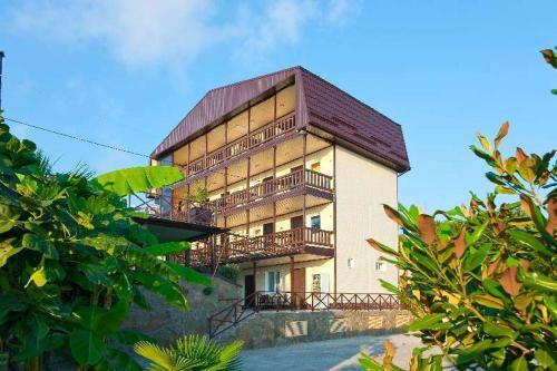 Hostal Guesthouse Kolumb