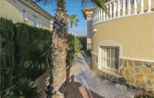 Three-bedroom Holiday Home In Benferri