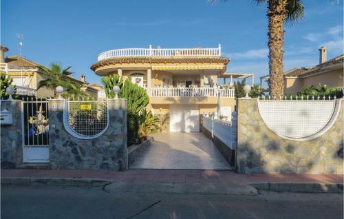Three-bedroom Holiday Home In Benferri