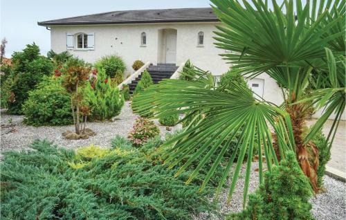 Holiday Home Arnaud-guilhem I