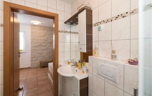 Three-bedroom Holiday Home In Rechnitz