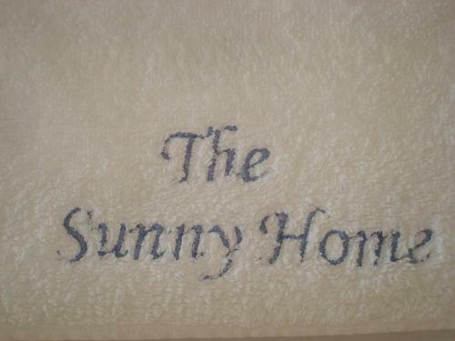 Hostal The Sunny Home Guesthouse