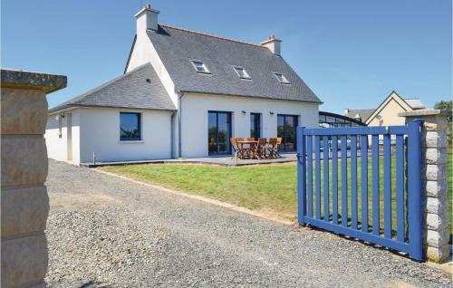 Four-bedroom Holiday Home In Plouezec
