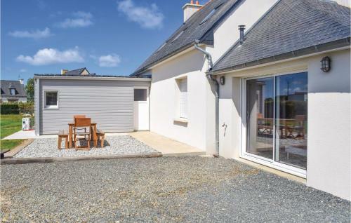 Four-bedroom Holiday Home In Plouezec