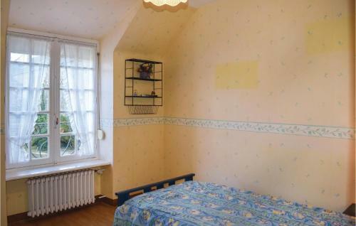 Three-bedroom Holiday Home In Plancoet