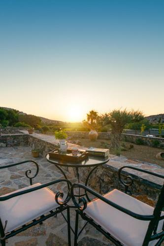 Hostal Yiannis Retreat