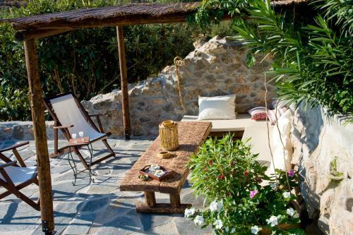Hostal Yiannis Retreat