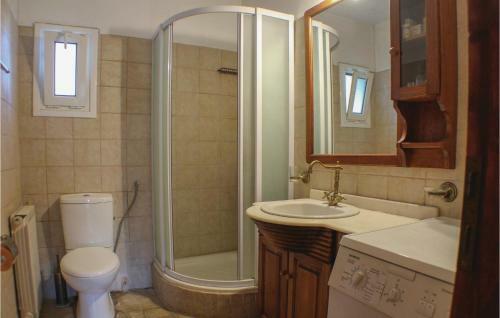 Four-bedroom Holiday Home In Alepochori