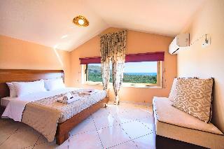 Aqua Blue Villas With Heated Pool